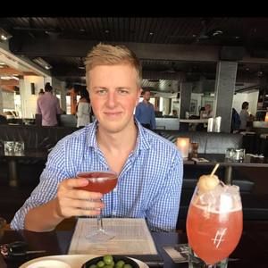 Meet your Posher, Sam